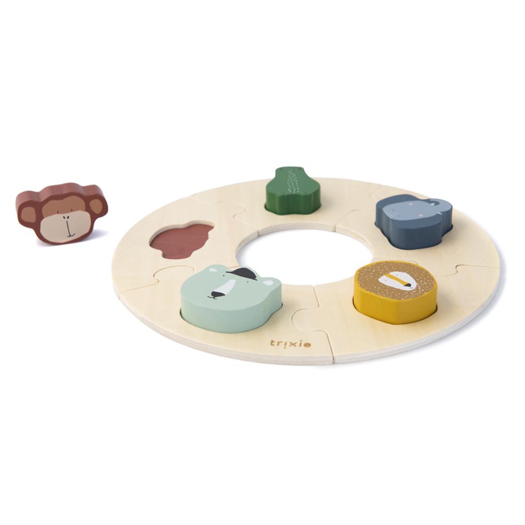 Wooden round puzzle